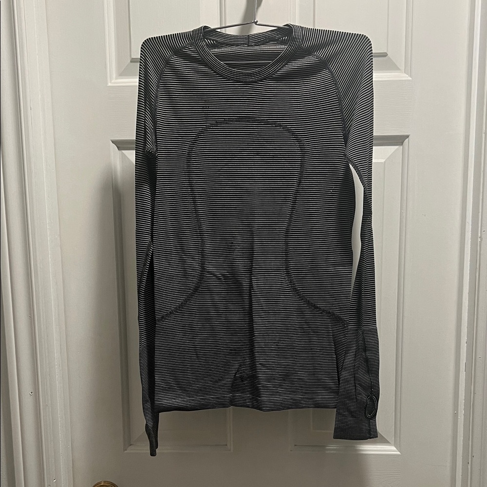 lululemon athletica Black and Gray Long Sleeve Top